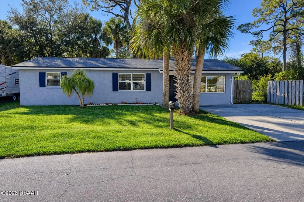 1806 James Street South Daytona, FL 32119