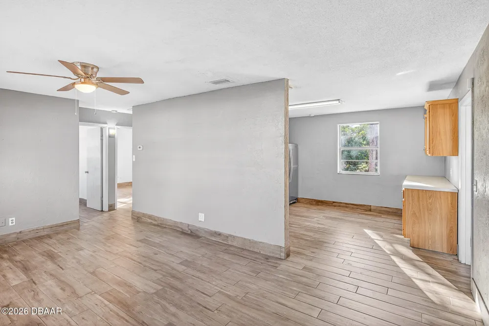 1806 James Street South Daytona, FL 32119