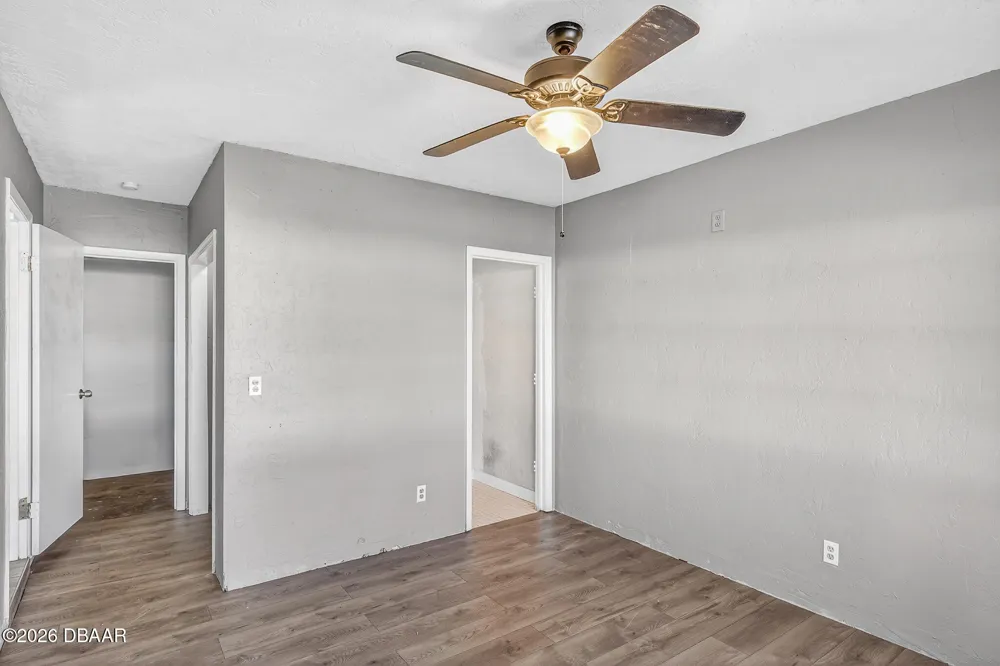 1806 James Street South Daytona, FL 32119