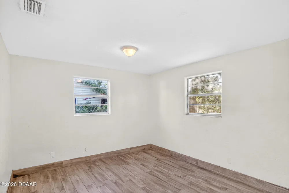 1806 James Street South Daytona, FL 32119