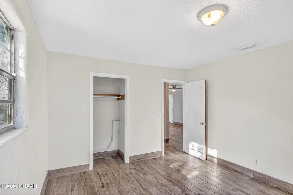1806 James Street South Daytona, FL 32119