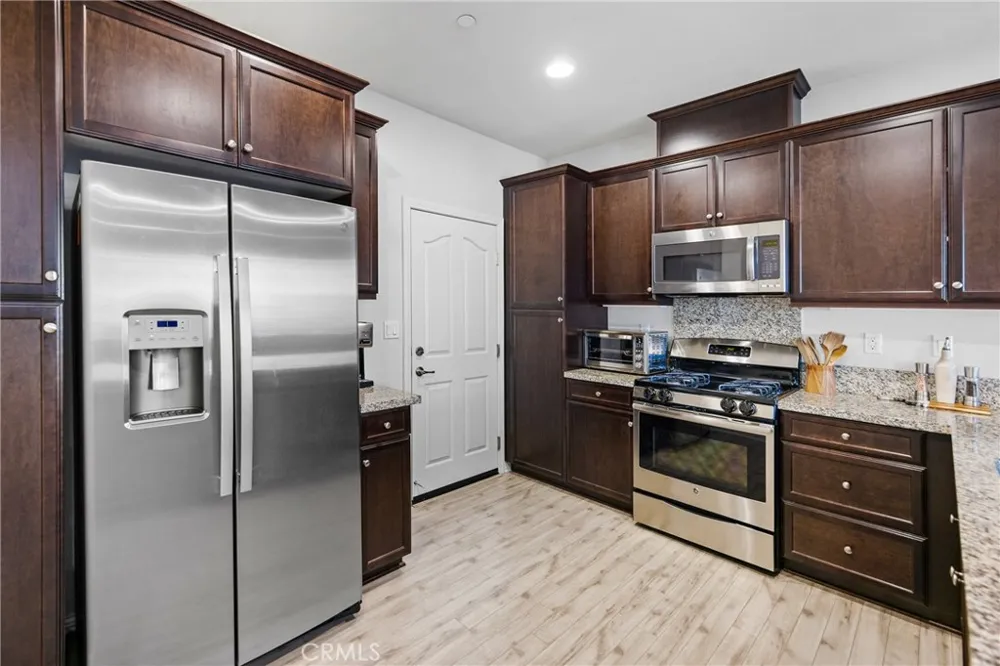 6069 Satterfield Chino, CA 91710