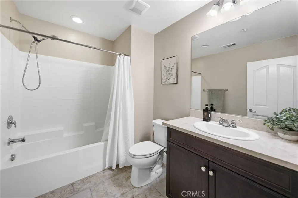 6069 Satterfield Chino, CA 91710