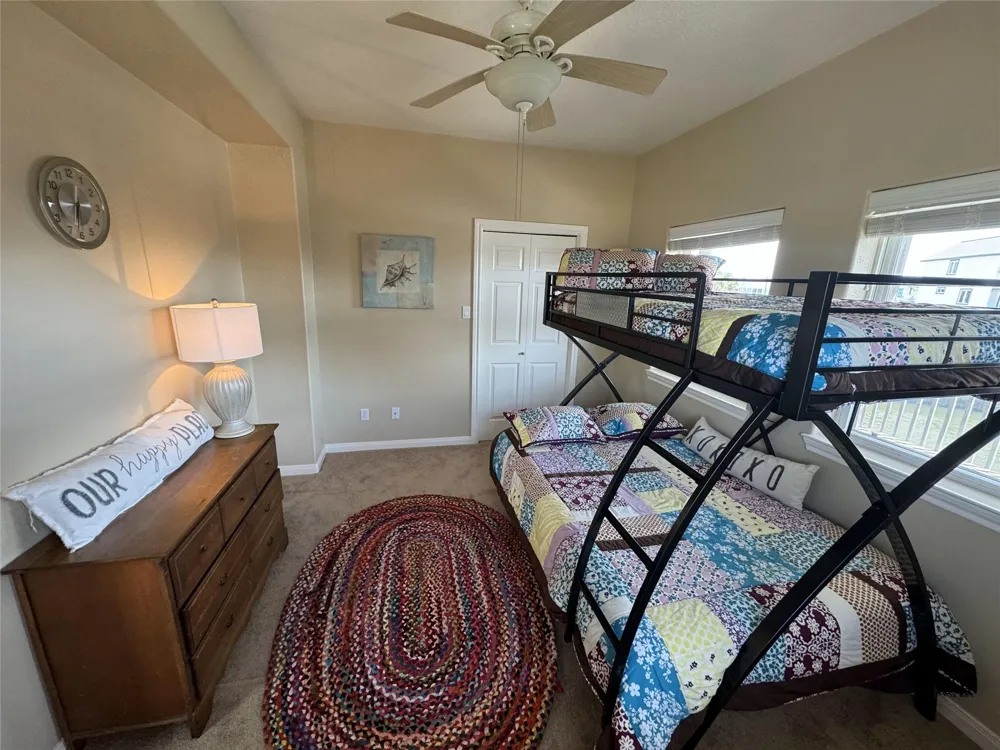 1303 Tiki Drive Tiki Island, TX 77554