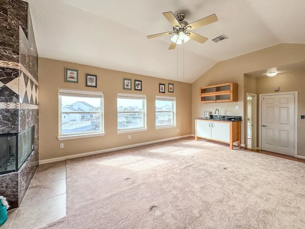 1303 Tiki Drive Tiki Island, TX 77554
