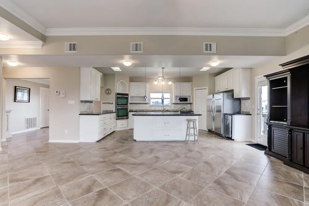 1303 Tiki Drive Tiki Island, TX 77554