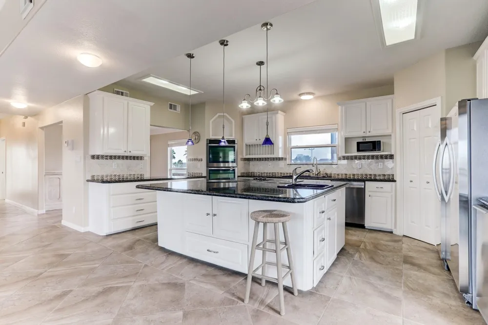 1303 Tiki Drive Tiki Island, TX 77554