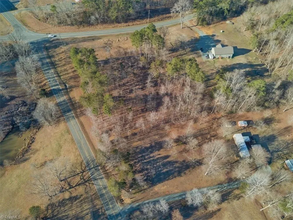 2381 Mount Hope Church Road Whitsett, NC 27377