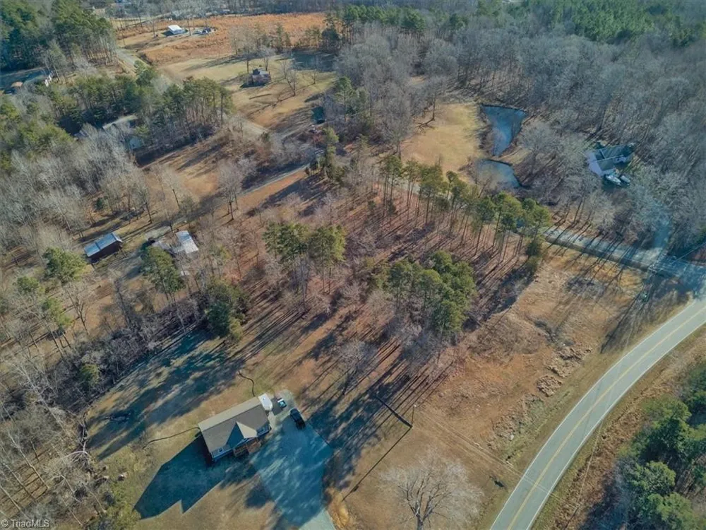 2381 Mount Hope Church Road Whitsett, NC 27377