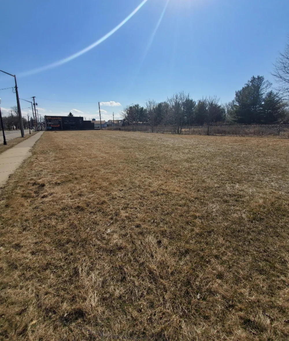 203 S Main Street Three Rivers, MI 49093