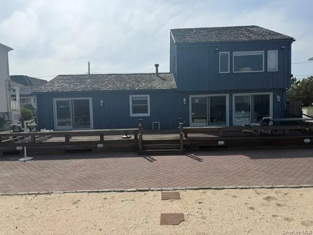 27 Shinnecock Road East Quogue, NY 11942