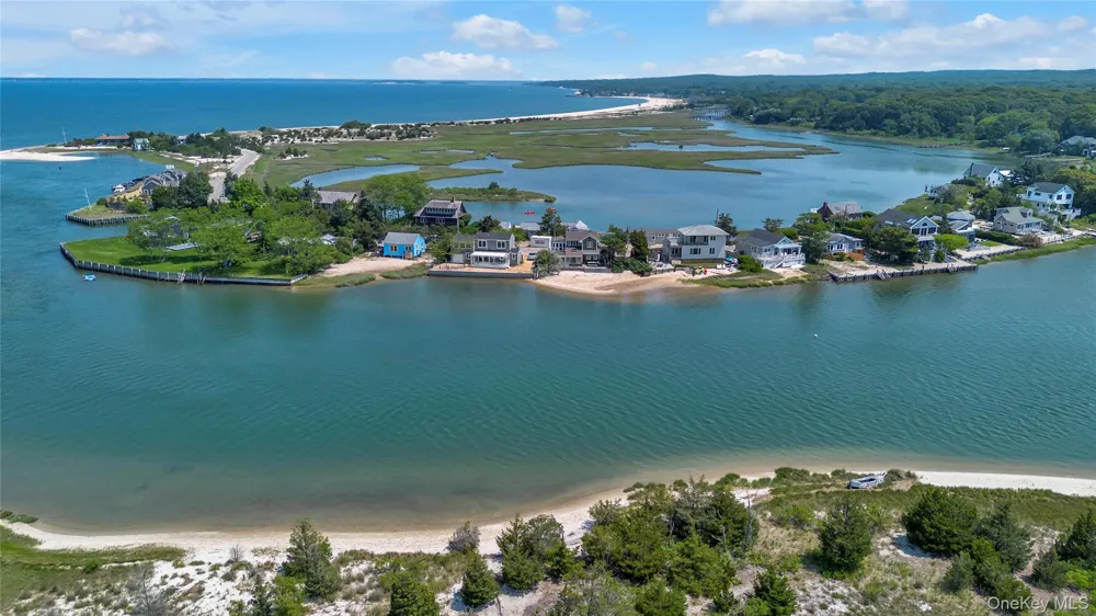 286 Towd Point Road Southampton, NY 11968