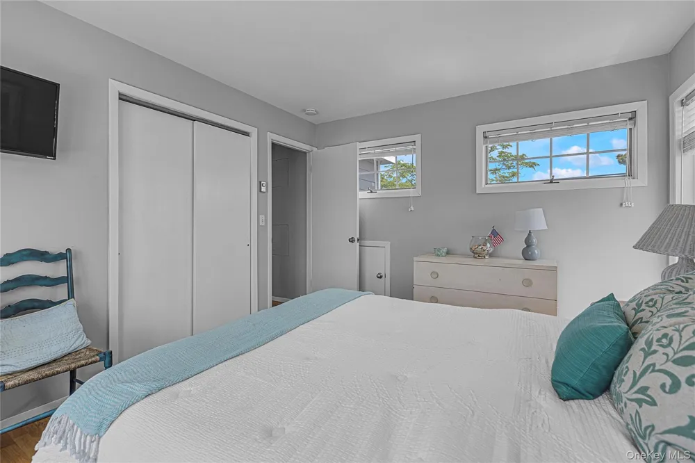 286 Towd Point Road Southampton, NY 11968