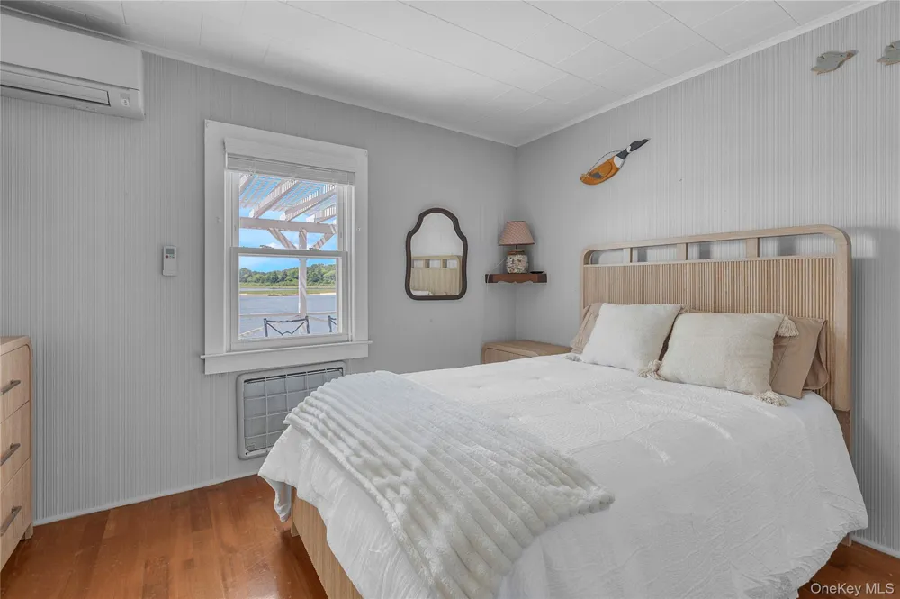 286 Towd Point Road Southampton, NY 11968