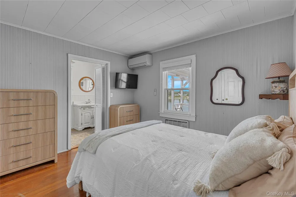 286 Towd Point Road Southampton, NY 11968