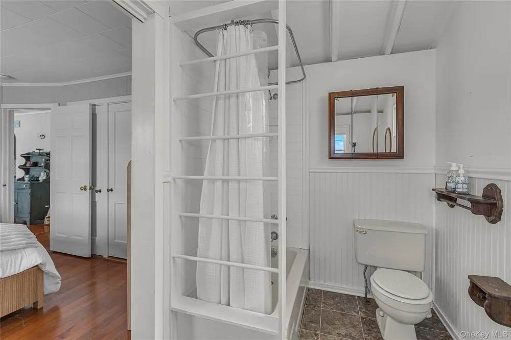 286 Towd Point Road Southampton, NY 11968