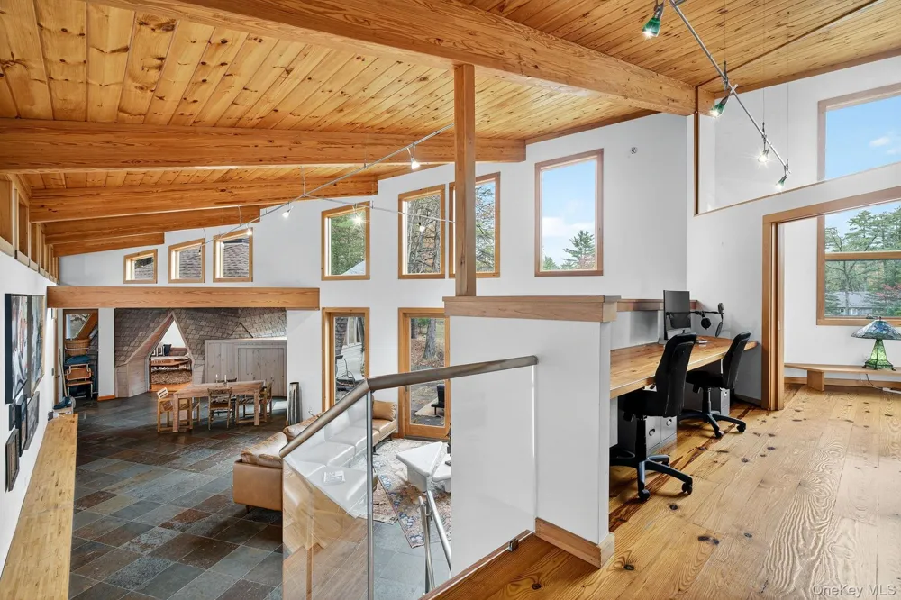 106 Mountain Laurel Lane Woodstock, NY 12498