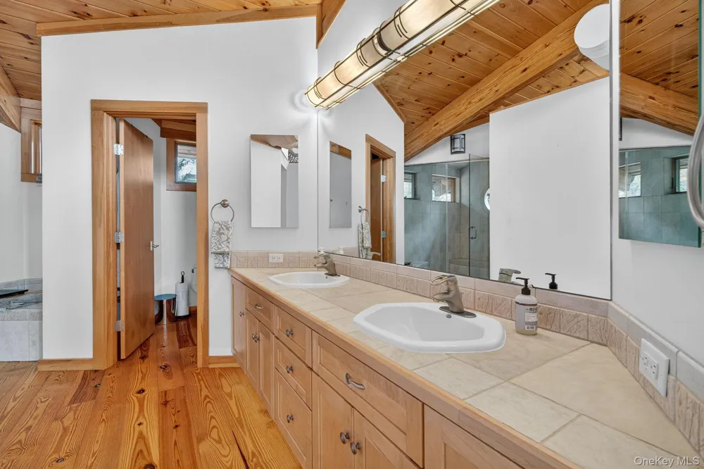 106 Mountain Laurel Lane Woodstock, NY 12498