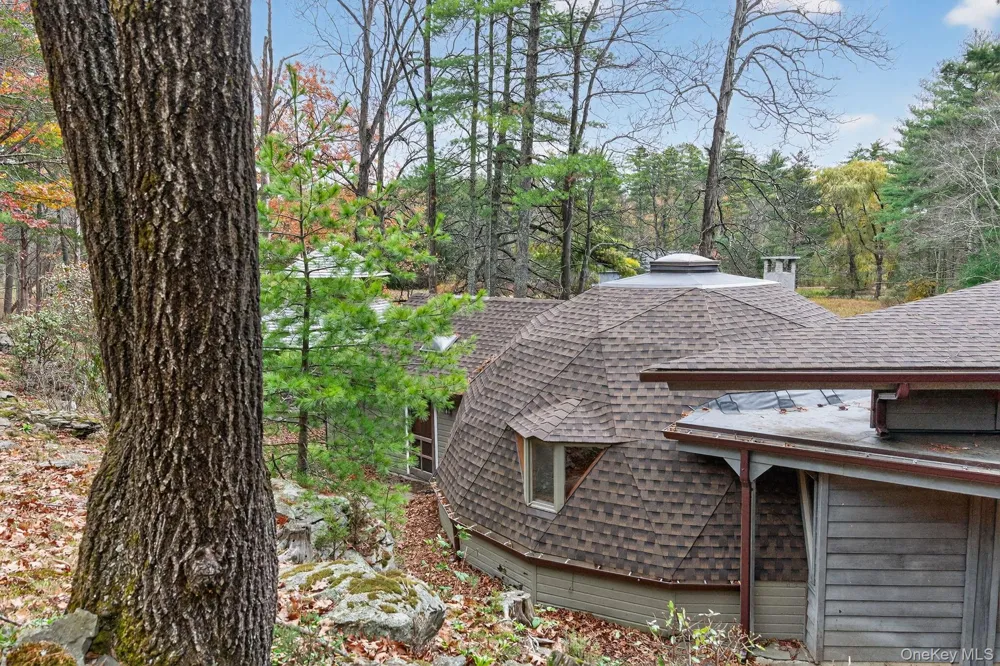 106 Mountain Laurel Lane Woodstock, NY 12498