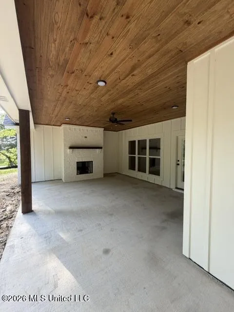 112 Crosswind Drive Flora, MS 39071