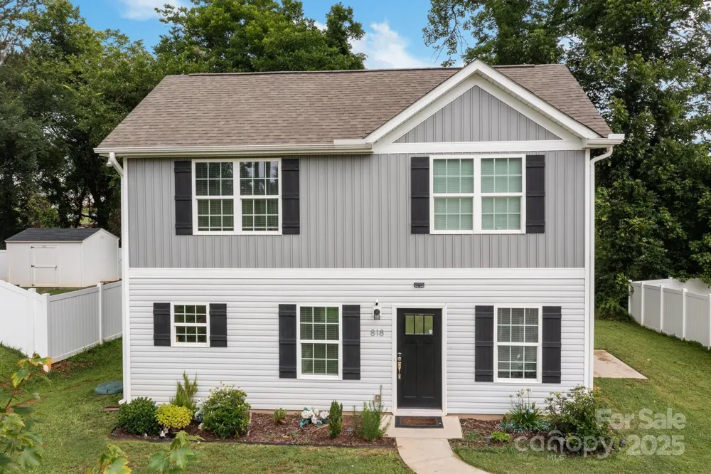 818 W Carolina Avenue Bessemer City, NC 28016