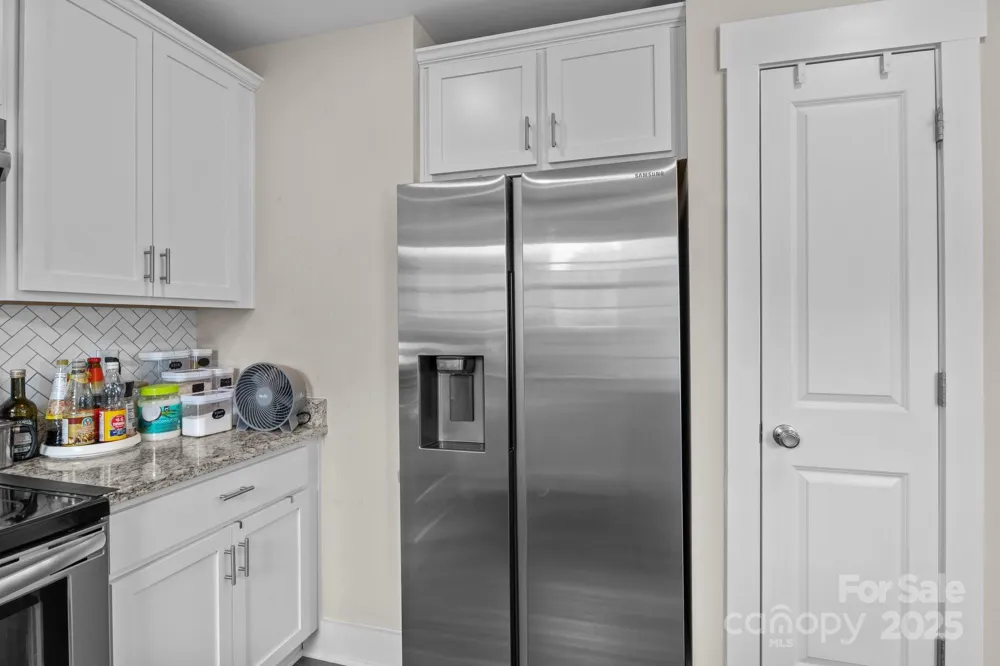 818 W Carolina Avenue Bessemer City, NC 28016