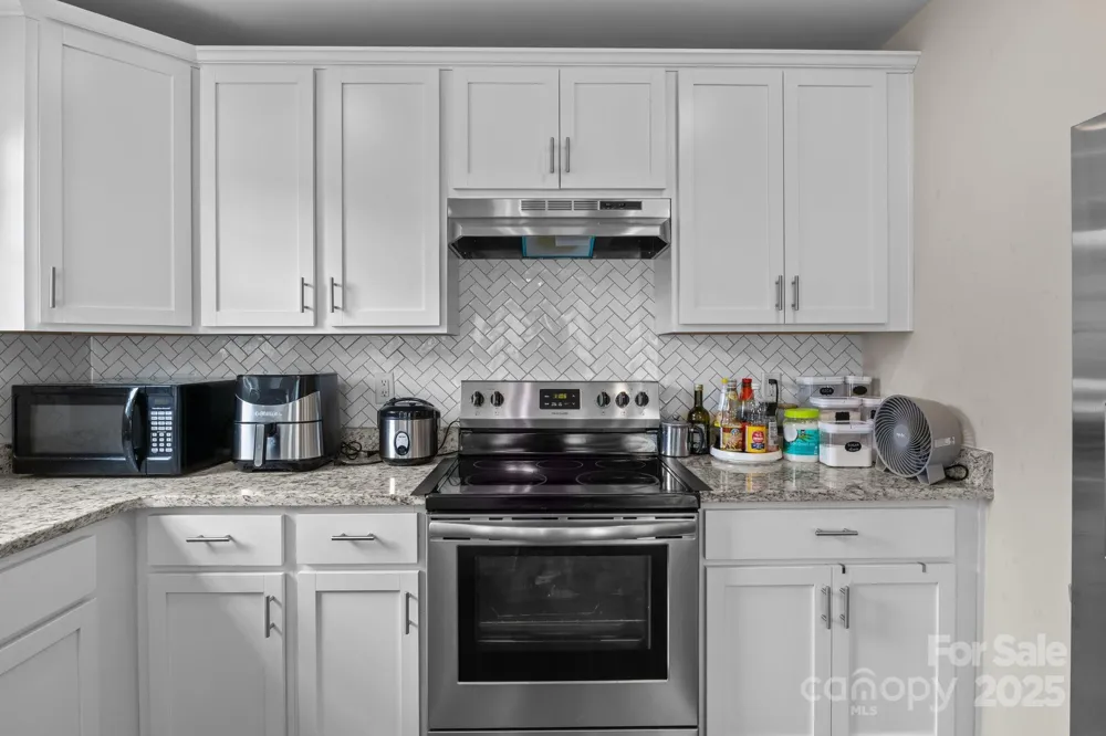 818 W Carolina Avenue Bessemer City, NC 28016