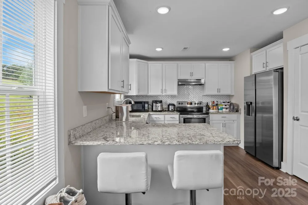818 W Carolina Avenue Bessemer City, NC 28016