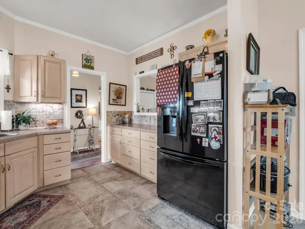 20 Country Meadows Lane Hendersonville, NC 28792