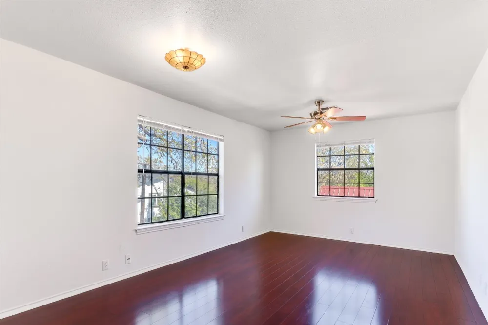 1903 E 20th Street Austin, TX 78722