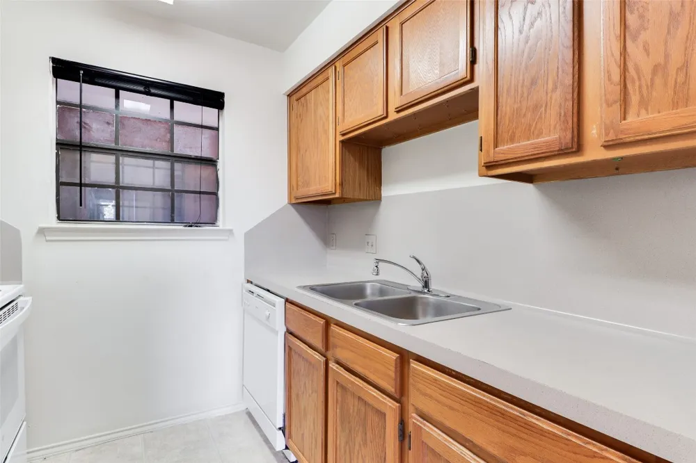 1903 E 20th Street Austin, TX 78722