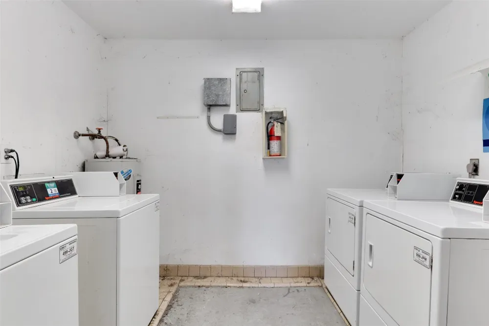 1903 E 20th Street Austin, TX 78722