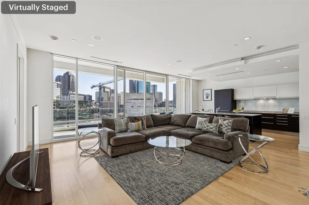 2408 Victory Park Lane #838