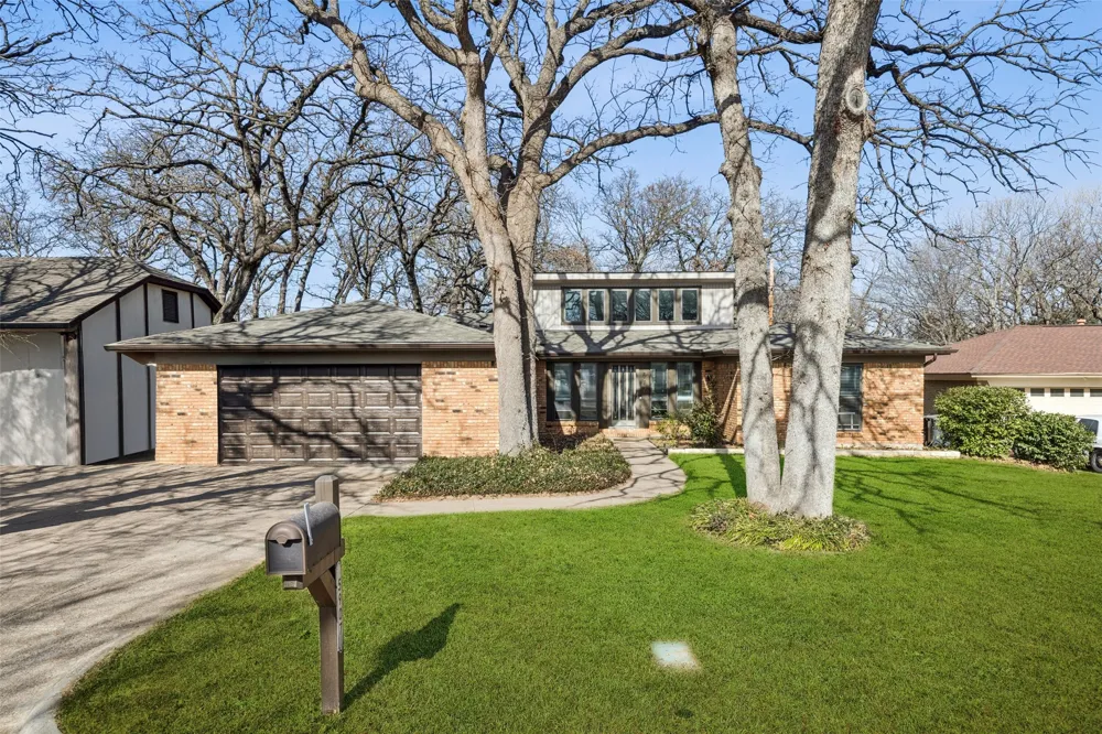 5907 Pleasant Wood Trail