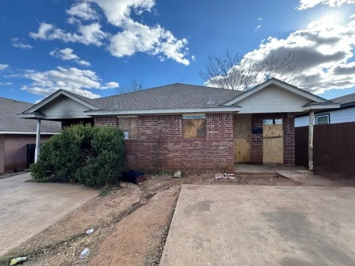 1432 E Mulkey Street