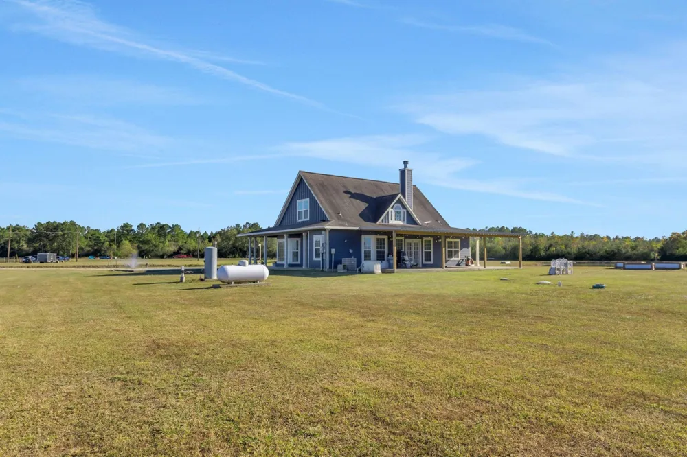 5850 Sh 61 Devers, TX 77538