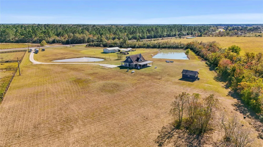5850 Sh 61 Devers, TX 77538