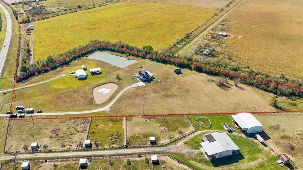 5850 Sh 61 Devers, TX 77538