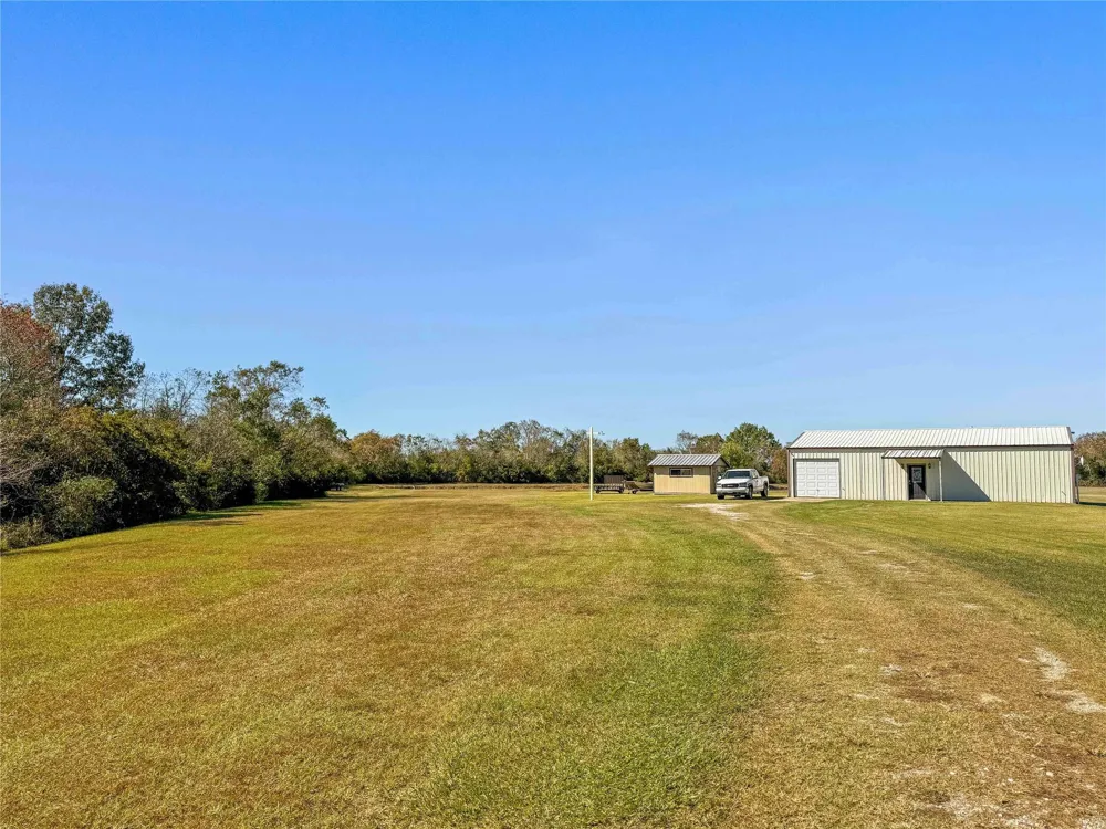 5850 Sh 61 Devers, TX 77538