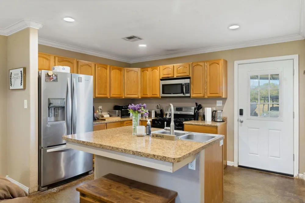 5850 Sh 61 Devers, TX 77538