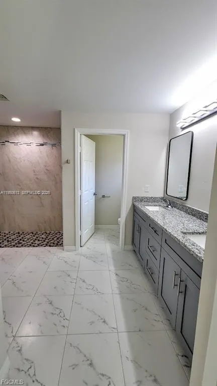 8038 Sunrise Cir. La Belle, FL 33935