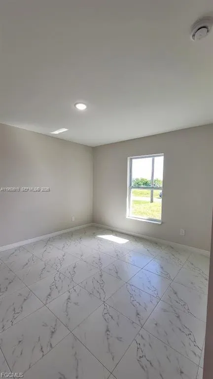 8038 Sunrise Cir. La Belle, FL 33935