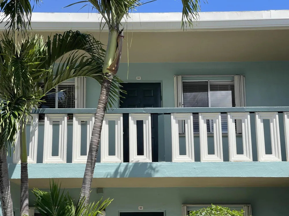 306 E Ocean Avenue #202