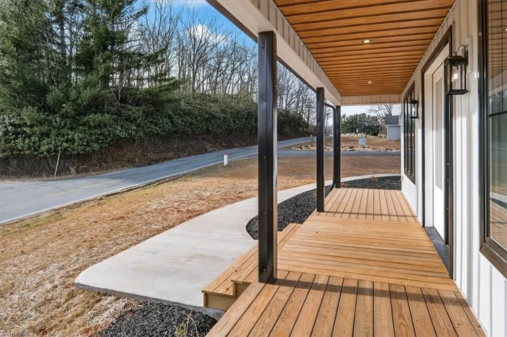 20 Busic Ridge Sparta, NC 28675