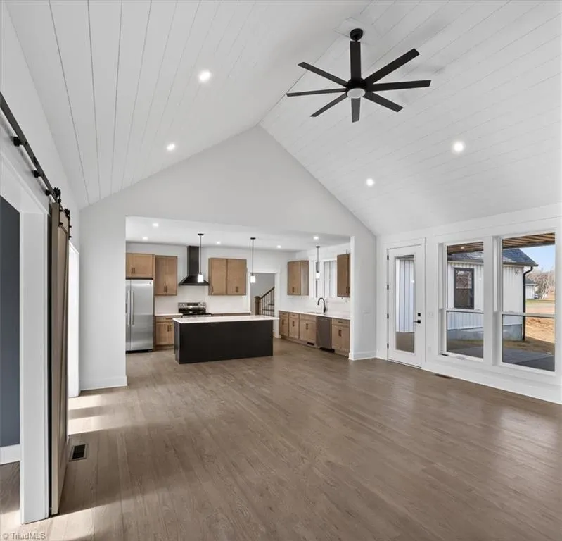 20 Busic Ridge Sparta, NC 28675