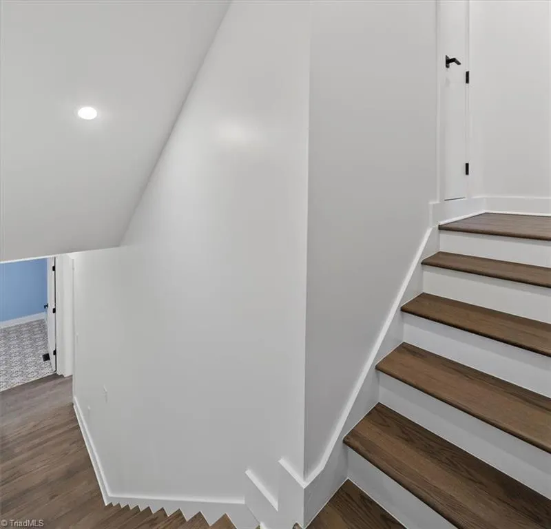 20 Busic Ridge Sparta, NC 28675