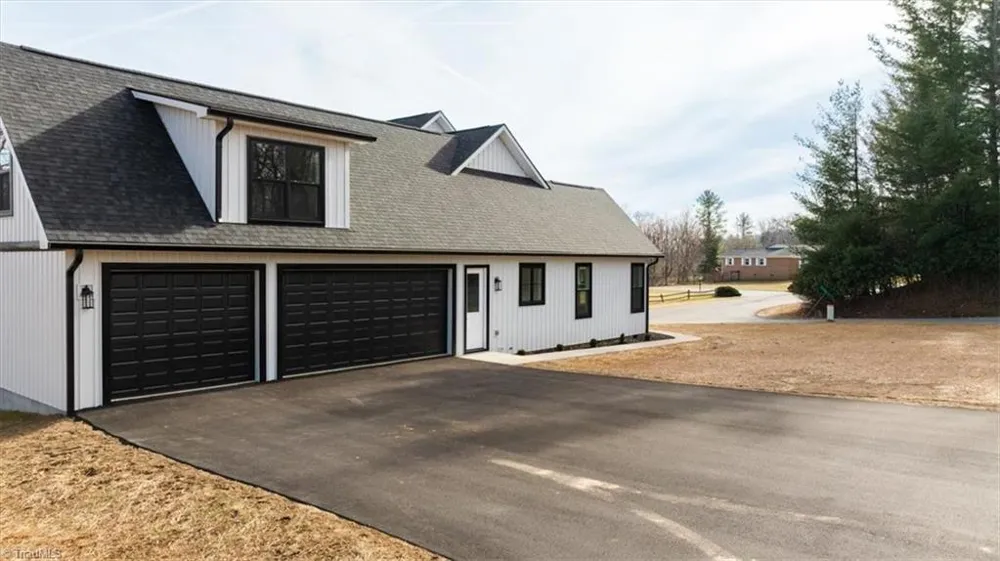 20 Busic Ridge Sparta, NC 28675