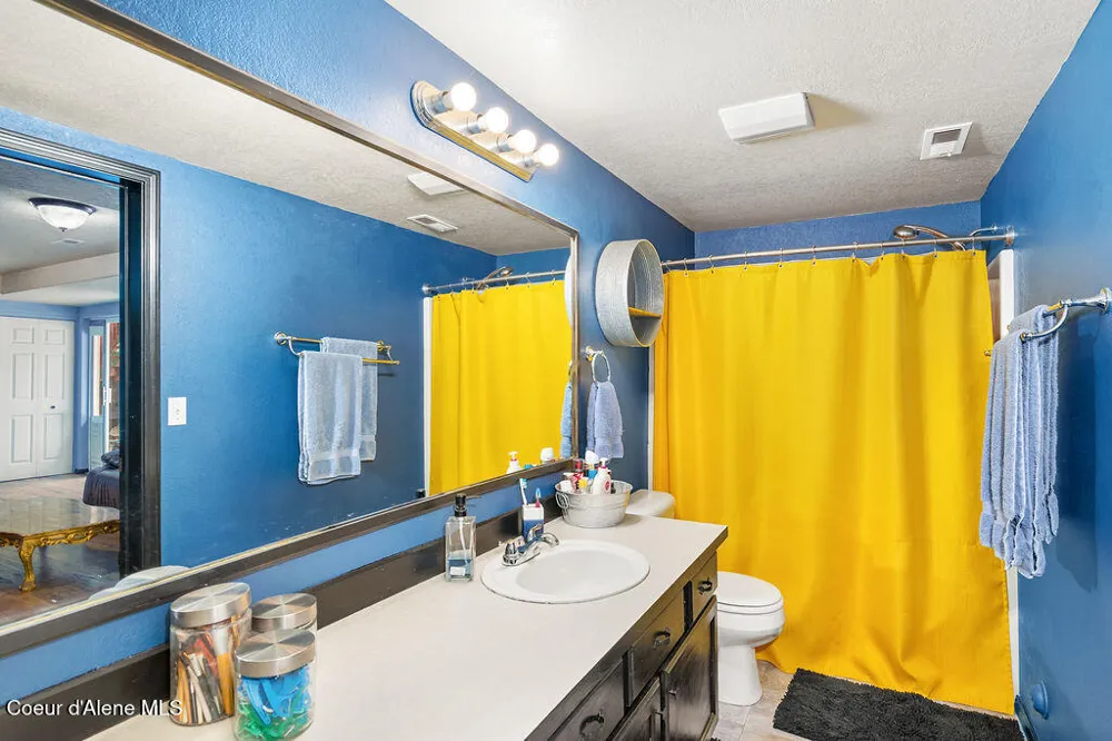34517 Hayden Drive Spirit Lake, ID 83869