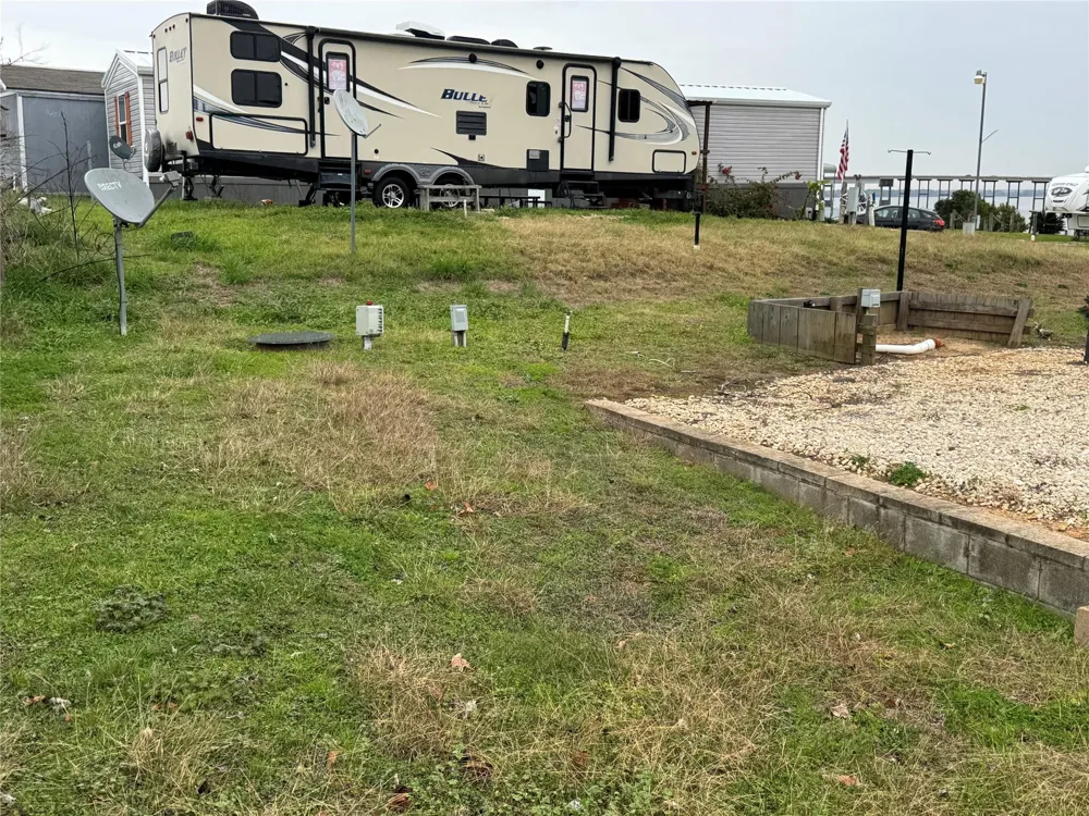 461 Lagoon Drive Point Blank, TX 77364