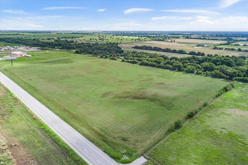 15179 I-35 Troy, TX 76579